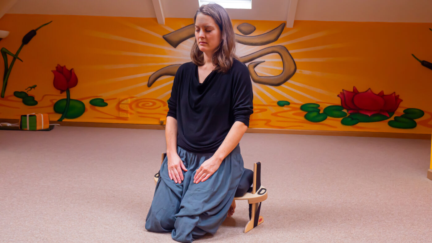 Meditation & Mindfulness on a Kindseat adjustable meditation bench